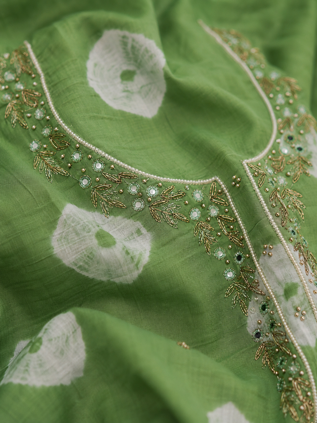 Neelambri Bandhej Unstitched Suit